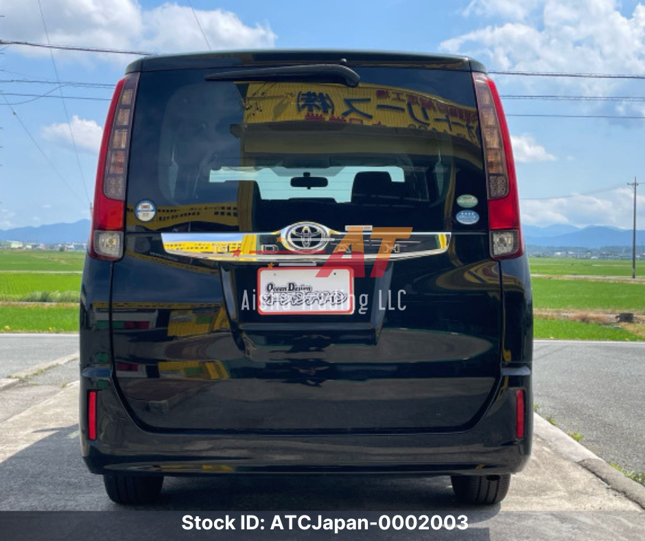 2016 Toyota Noah